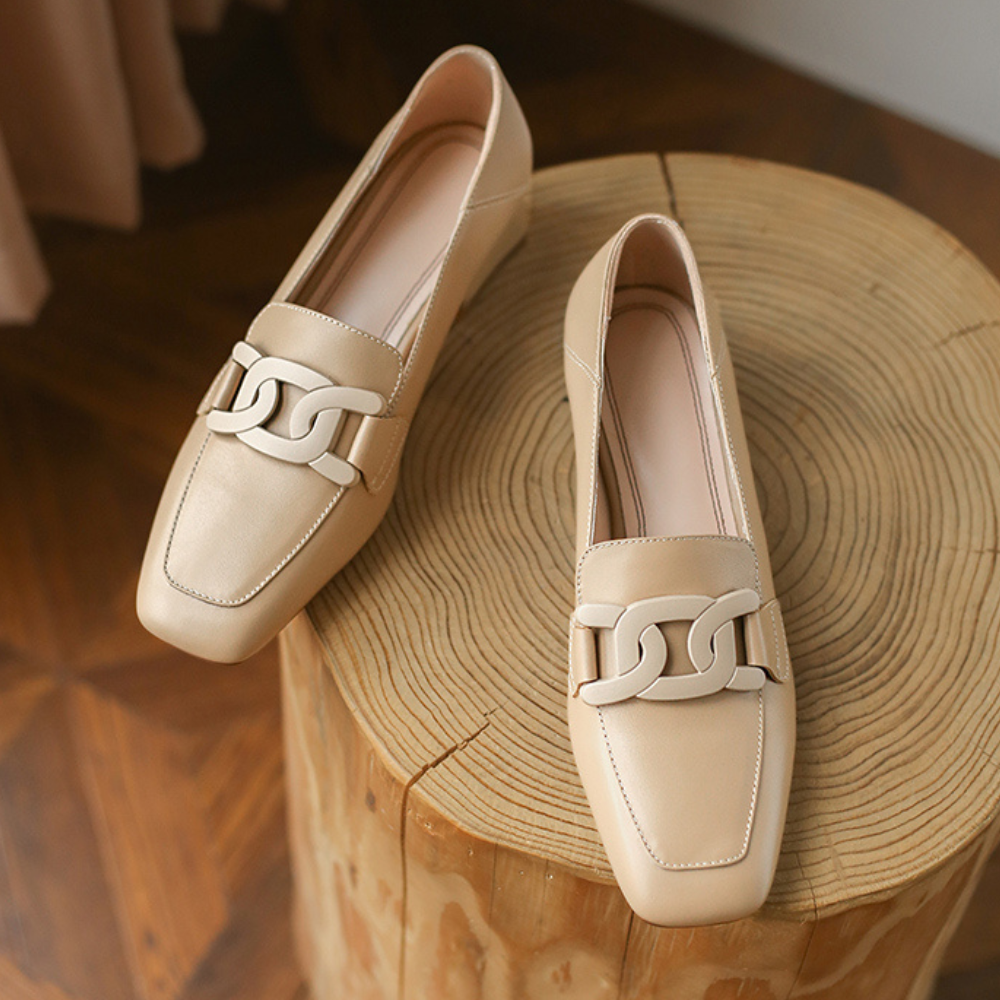 Grace | Square Toe Chain Detail Leather Loafers