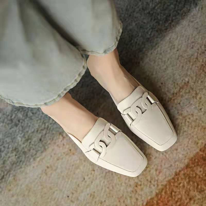 Grace | Square Toe Chain Detail Leather Loafers