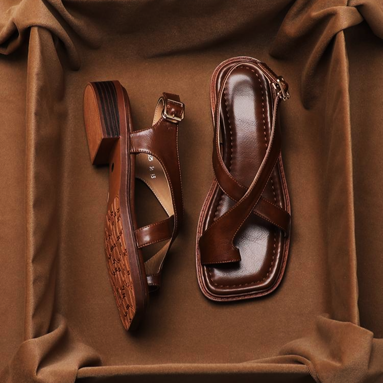Phoebe | Crossover Strap Flat Leather Sandals