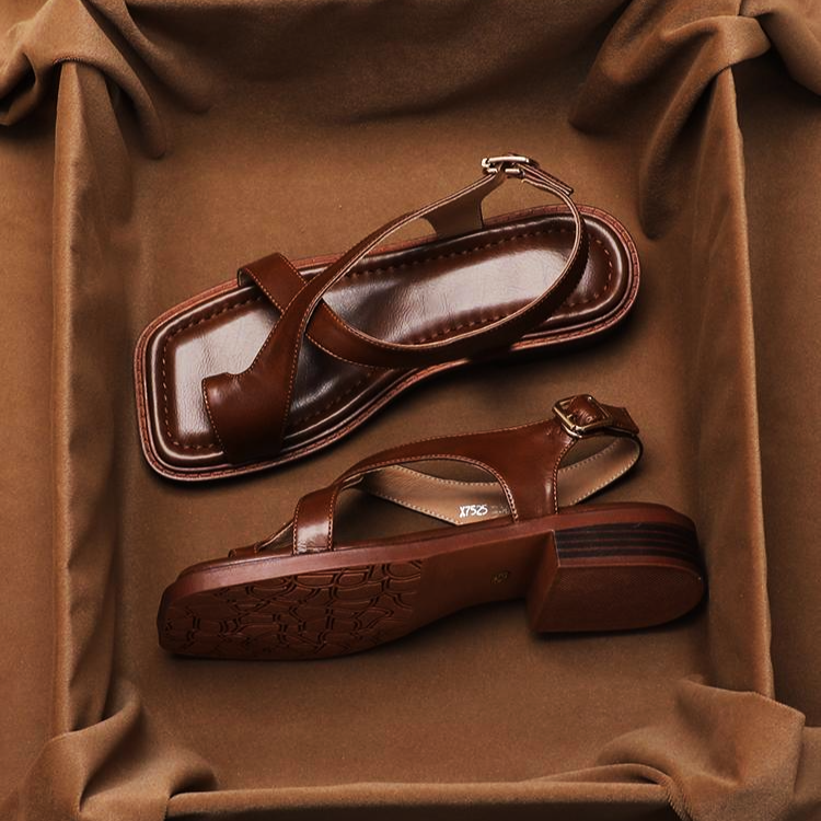 Phoebe | Crossover Strap Flat Leather Sandals